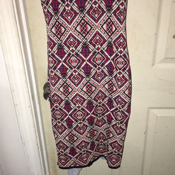 SOLD ON VINTED: Jealous Tomato Bodycon Fitted Patterned Dress Size Small - Picture 3 of 5